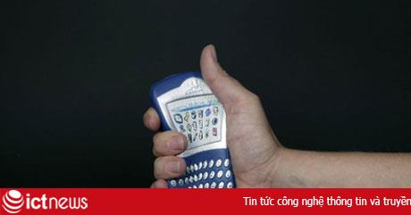 Em không phải là cô gái trong điện thoại