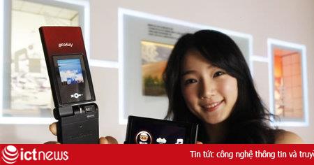 Samsung W6450 có thể gập và trượt mở