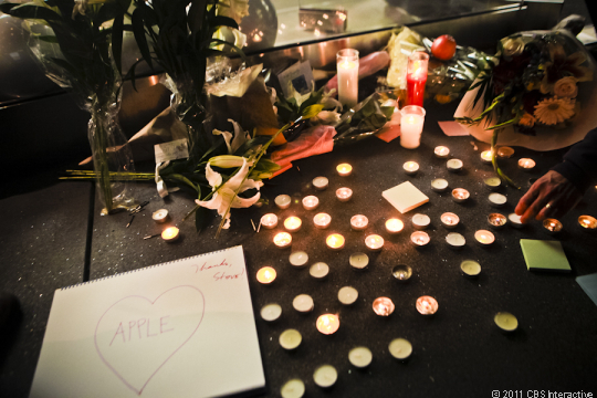 steve-jobs-vigil-sf-0531_540x360.jpg