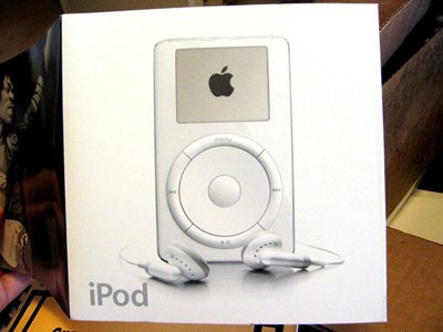2001-the-first-ipod.jpg