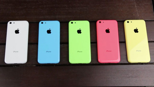 iPhone-5C-colors-via-iCrackUriDevice-640x365.jpg