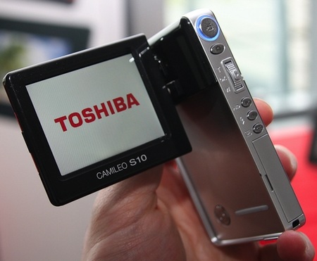 toshiba-camileo-s10-full-hd-camcorder.jpg