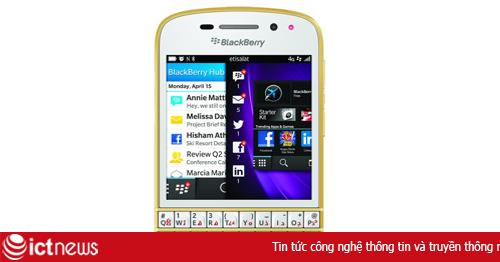 BlackBerry ra Q10 màu trắng mạ vàng tại UAE