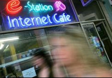 Internet-cafe.jpg