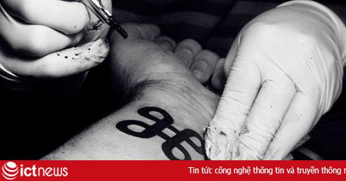 Ngắm hình xăm của các “fan” cuồng công nghệ