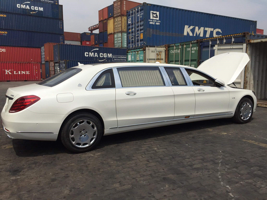 Mercedes-Maybach S600 Pullman - sedan cua gioi sieu giau ve Viet Nam hinh anh 1