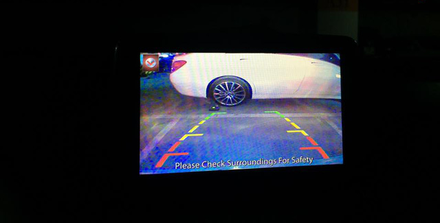 Sau logo và gương xe, camera lùi đang bị vặt không thương tiếc tại Việt Nam - Ảnh 4.