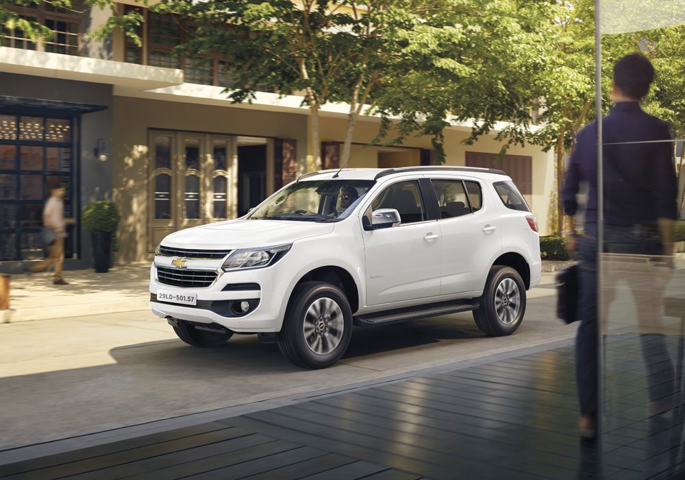 Chevrolet Trailblazer có giá bán chính thức từ 859 triệu đồng