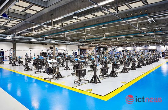 Universal Robots: Việt Nam là thị trường robot lớn thứ 7 thế giới| Tăng 30% năng suất nhờ ứng dụng robot hợp tác |Công nghiệp điện đã giúp doanh số robot tại Việt Nam tăng gấp hơn 5 lần |