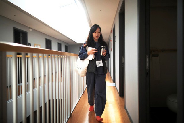 Dịch vụ siêu lạ tại Hàn Quốc: Khi con người ta trả tiền triệu để được... đi tù - Ảnh 6.