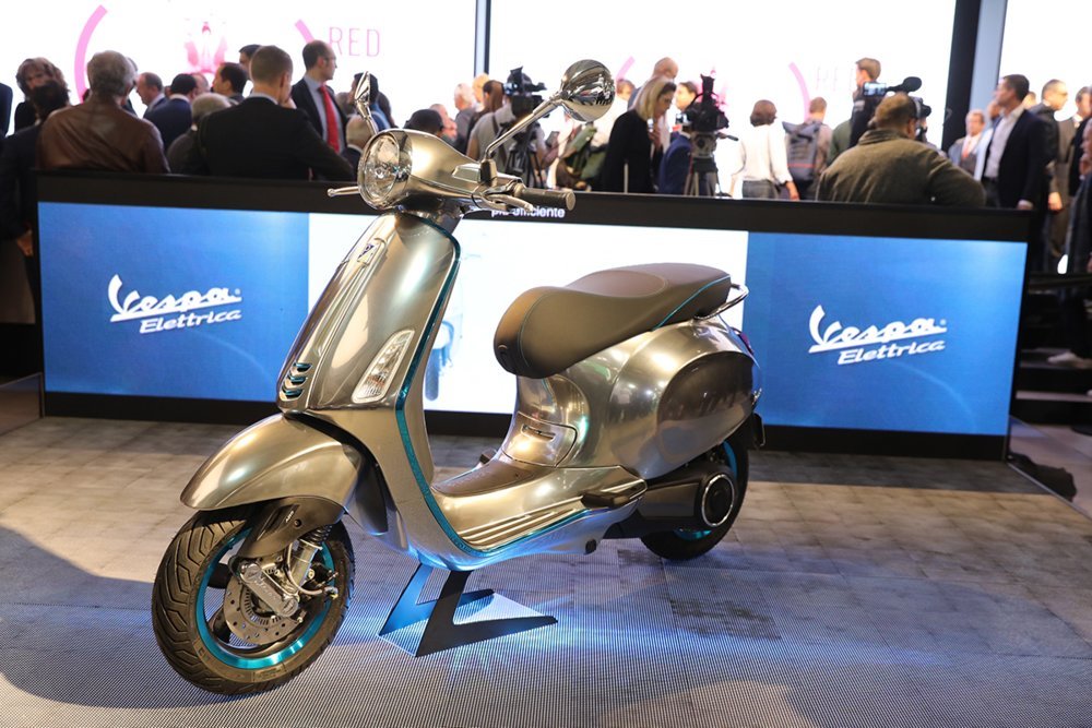 Xe máy điện thông minh Vespa Elettrica sẽ về Việt Nam trong năm 2019