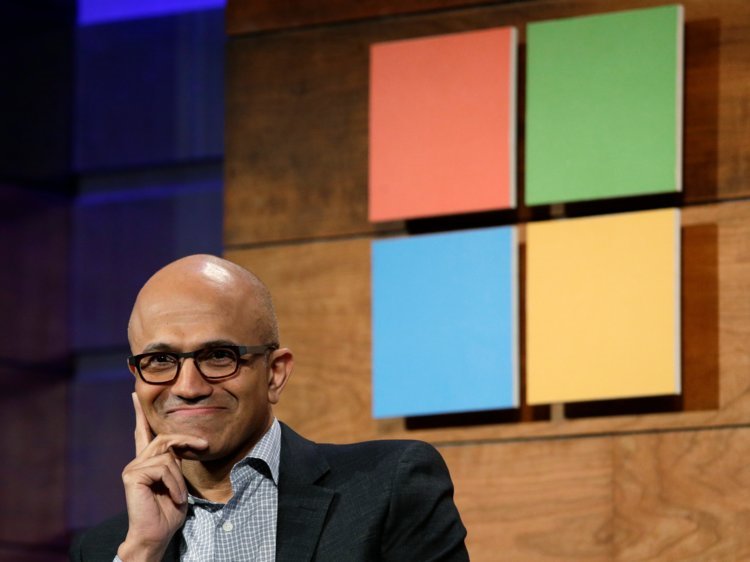 Sự nghiệp Satya Nadella, người đưa Microsoft vượt mặt Apple sau chưa đầy 5 năm