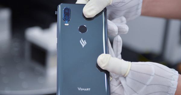 Những hình ảnh đầu tiên về Vsmart Active 1 và Vsmart Joy 1: Hai trong số bốn mẫu smartphone sắp ra mắt của Vingroup