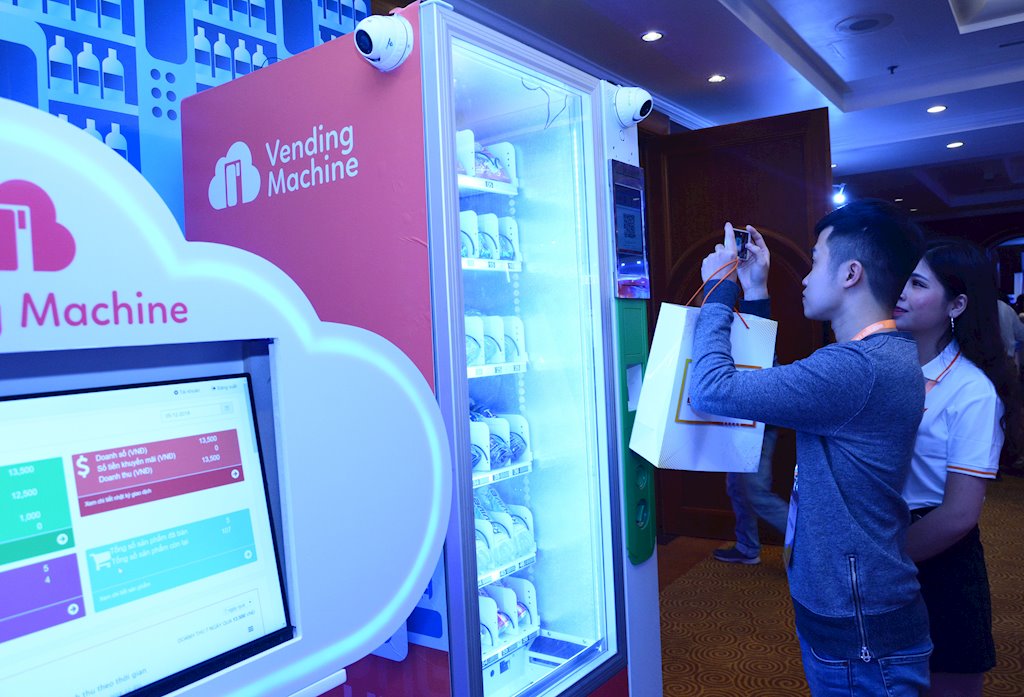 VNG sẽ tập trung nhiều vào cung cấp hạ tầng điện toán đám mây | Ông Vũ Minh Trí: Sự hội tụ các công nghệ số đã đưa ra định nghĩa mới về hệ sinh thái số | 3 công nghệ chính định hình hệ sinh thái số mới là IoT, Big Data và Data Analytics