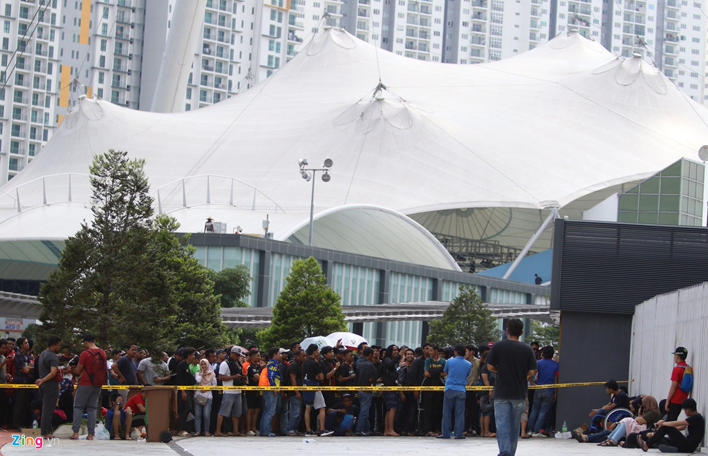 CDV Malaysia noi gian vi het ve xem chung ket AFF Cup voi Viet Nam hinh anh 2