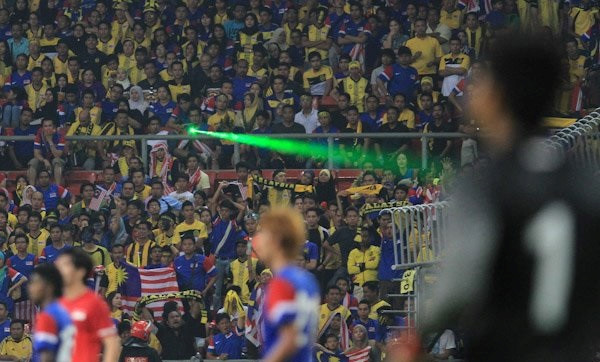 AFF Cup 2010: Việt Nam thua ở Bukit Jalil và vết nhơ của CĐV Malaysia