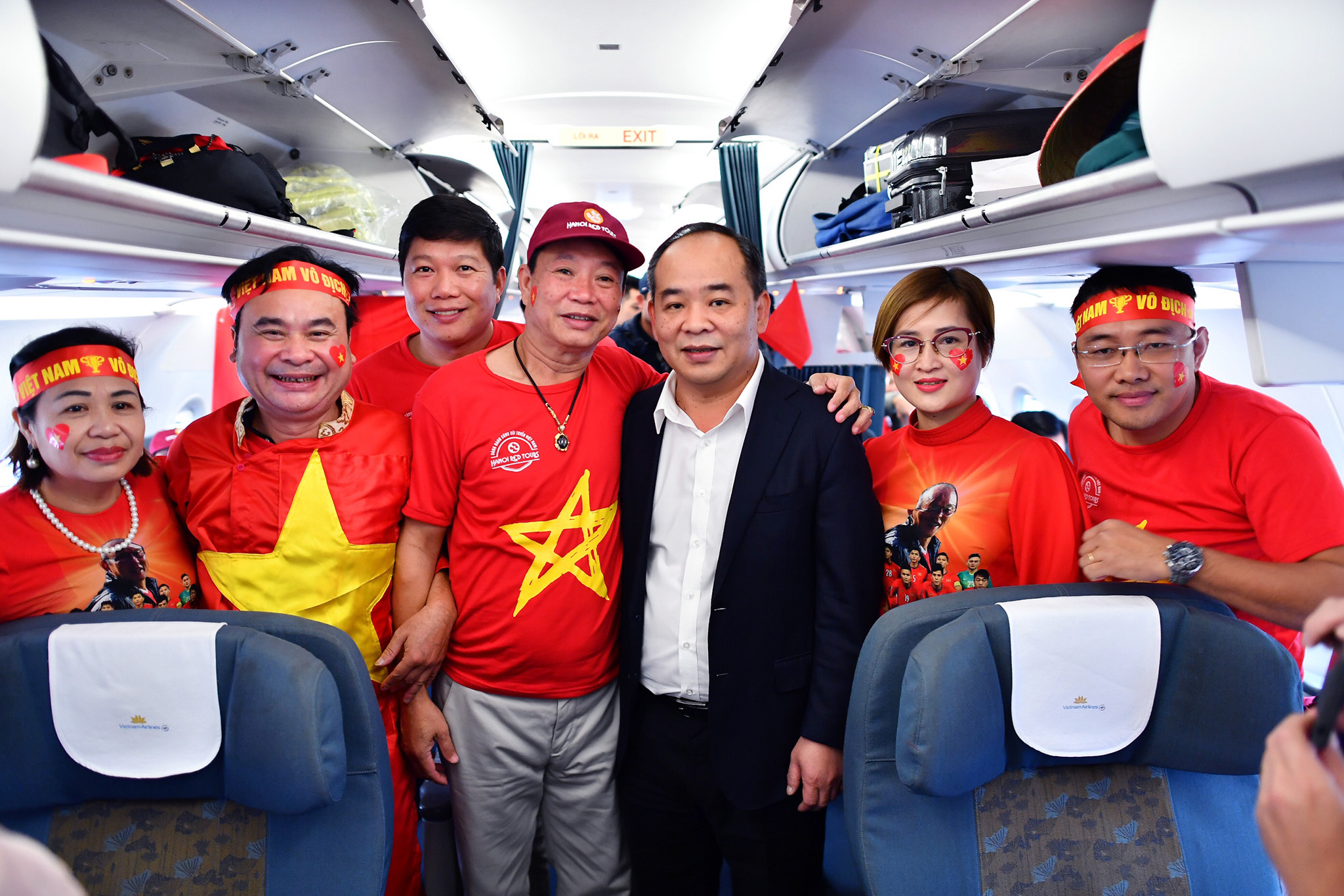 CDV un un sang Malaysia truoc gio dau chung ket AFF Cup hinh anh 13