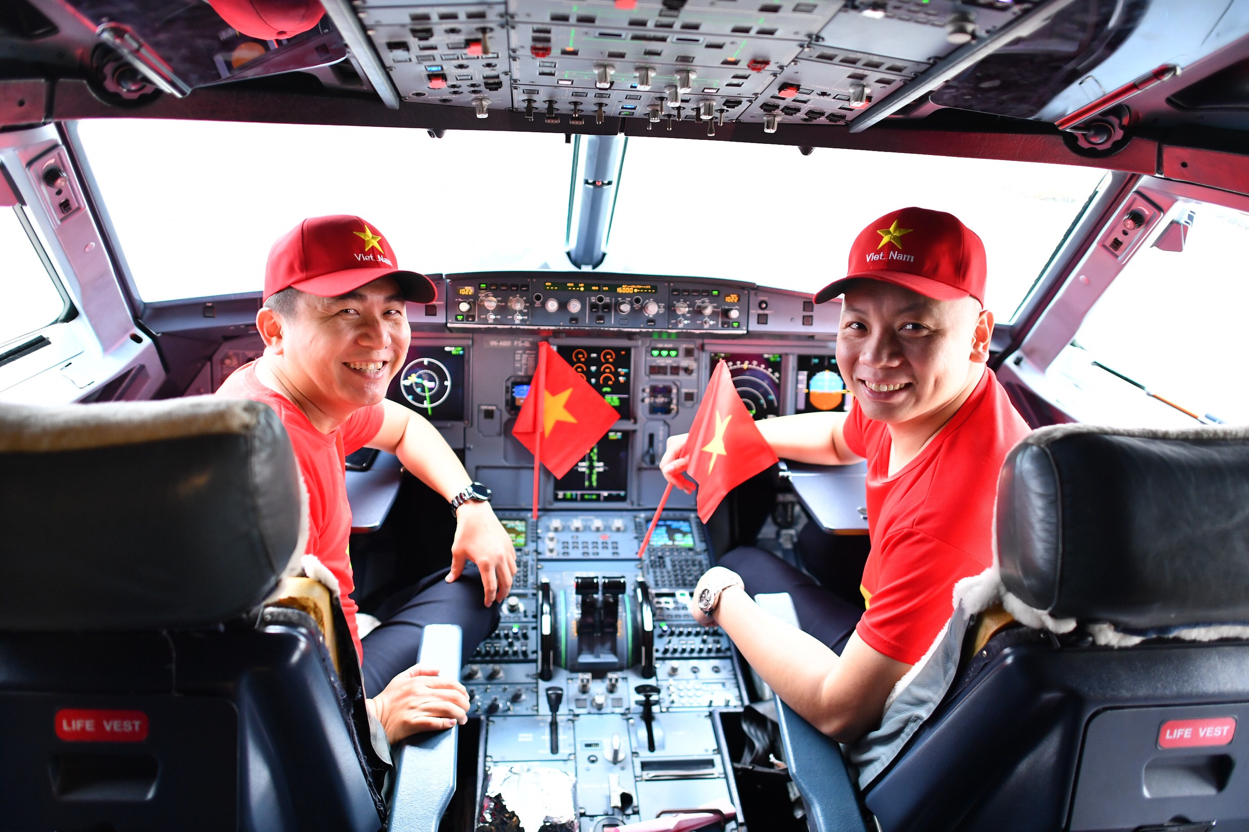 CDV un un sang Malaysia truoc gio dau chung ket AFF Cup hinh anh 15