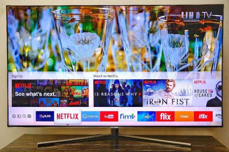 Samsung tặng kho ứng dụng giải trí cho khách mua SmartTV