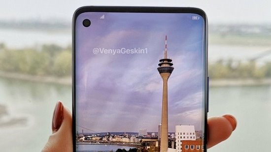 Samsung Galaxy S10 sẽ ra vào 20/2, giá lên tới gần 2.000 USD
