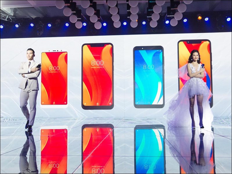 “6 tháng, 4 mẫu smartphone... Thật không thể tin được!”