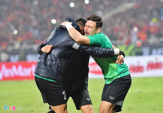 Me cua Dang Van Lam gui tam thu xuc dong hinh anh 4