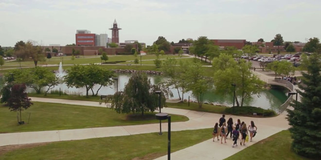 Dong sang lap Vine va HQ Trivia qua doi o tuoi 34 hinh anh 2