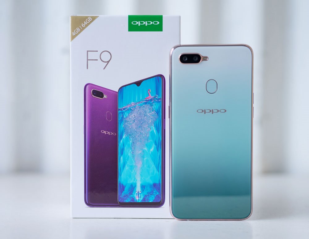 OPPO F9 ra phiên bản đặc biệt và giá bán mới dịp Giáng sinh