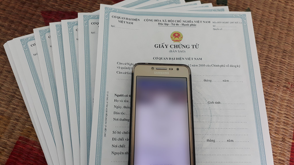 Danh sap Facebook ca nhan bang giay chung tu tai VN hinh anh 2