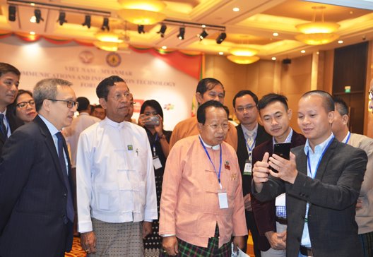 Sản phẩm và dịch vụ ICT “Made in Vietnam” có mặt tại Myanmar | Việt Nam muốn chia sẻ cùng Myanmar chính sách, kinh nghiệm xây dựng Chính phủ số