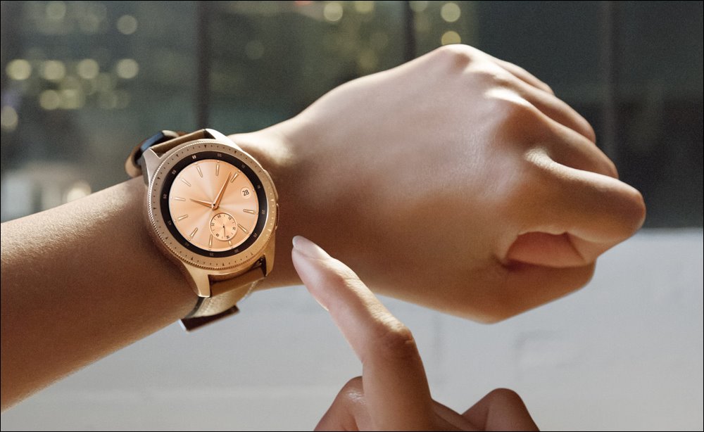 Samsung giới thiệu đồng hồ thông minh Galaxy Watch tại Việt Nam, giá từ 6,99 triệu đồng