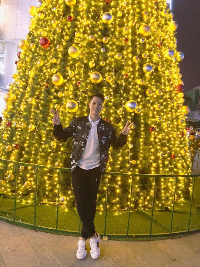 Tuyen thu Viet Nam gui loi chuc mung Giang sinh den nguoi ham mo hinh anh 6