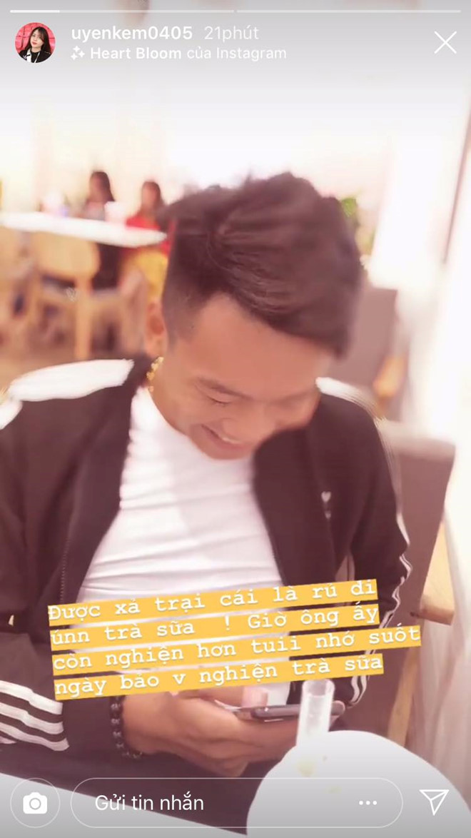 Tuyen thu Viet Nam dang anh len duong sang Qatar tap huan hinh anh 6