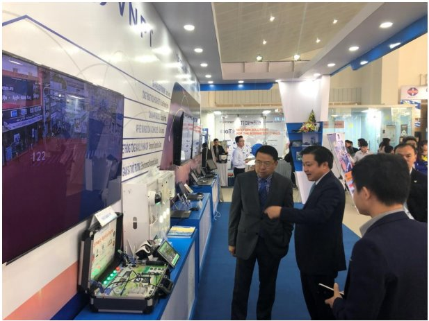 VNPT Technology trình diễn nhiều giải pháp xây dựng thành phố thông minh
