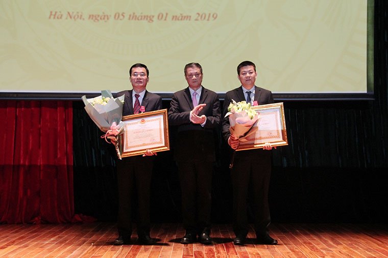 VNPT, Viettel, FPT Telecom dẫn đầu về tỷ lệ triển khai IPv6 | Việt Nam đã có hơn 14 triệu người dùng địa chỉ Internet IPv6 | Việt Nam tiếp tục dẫn đầu ASEAN về số lượng tên miền quốc gia