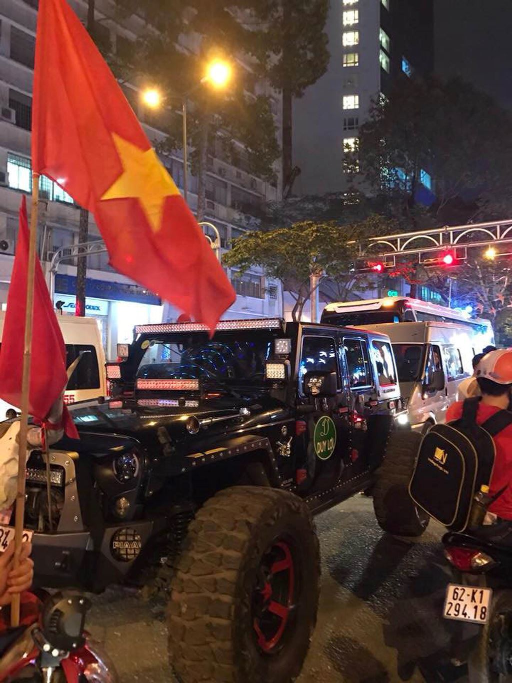 Sở thích chơi xe siêu dị của đại gia Võng xếp Duy Lợi