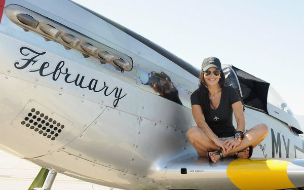 Tiết lộ về Lauren Sanchez - vợ bạn thân kiêm người tình bí mật khiến Jeff Bezos chấp nhận mất nửa tài sản để ly hôn vợ