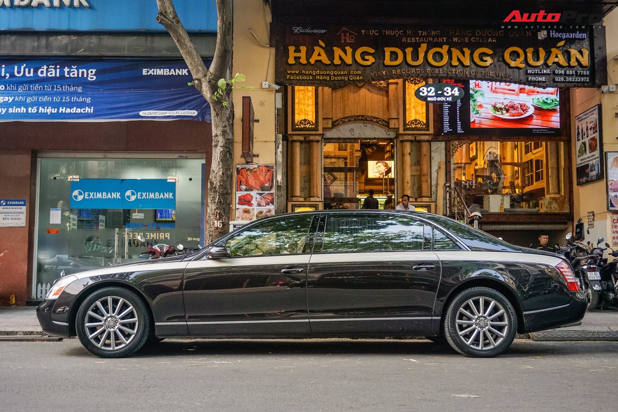 Ngắm siêu xe Maybach 62 Zeppelin 20 tỷ dạo chơi Sài Gòn