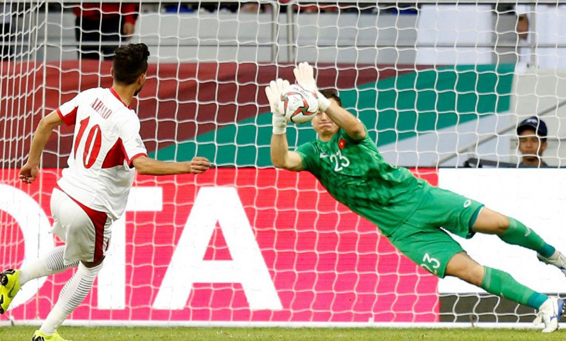 Truyền thông quốc tế ngỡ ngàng trước chiến công của tuyển Việt Nam