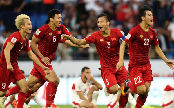 Nếu đội tuyển bóng đá Việt Nam tiếp tục chiến thắng, các thương hiệu hãy cẩn thận để tránh kịch bản buồn của mùa Tết 2018