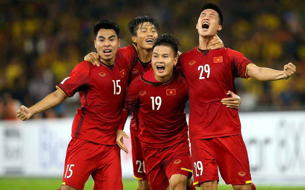 Báo Singapore kinh ngạc trước sự trỗi dậy mạnh mẽ của bóng đá Việt Nam: Không chỉ biết cách giành chiến thắng, họ còn luôn tin tưởng mình sẽ chiến thắng!