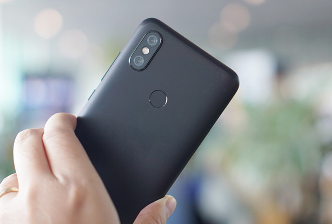 Loat smartphone gia 5-7 trieu dang chu y can Tet hinh anh 3