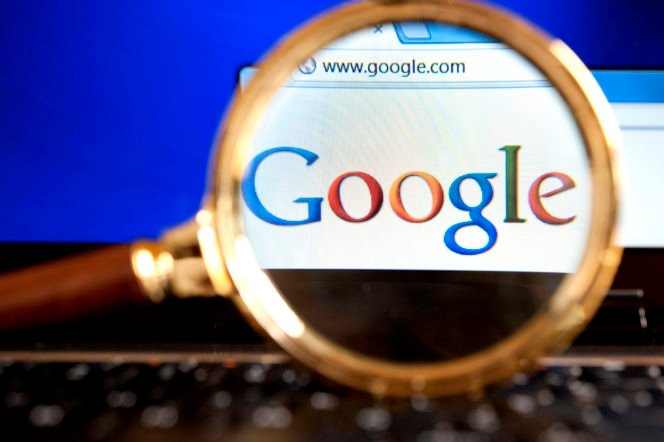 Không chỉ Facebook, Google cũng qua mặt Apple thu thập dữ liệu người dùng