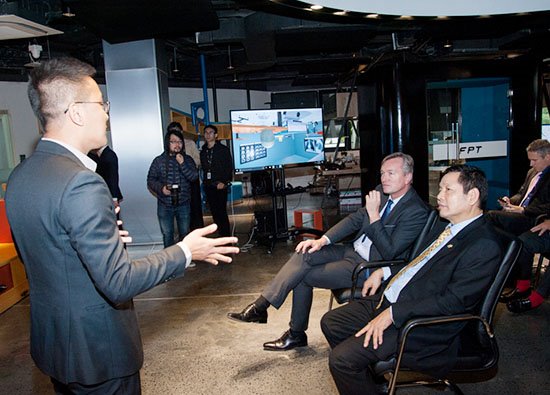 Chủ tịch FPT Software Hoàng Nam Tiến: “Chúng tôi làm những việc cả thế giới còn đang lúng túng!”