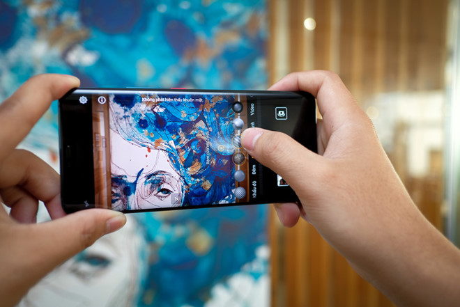 Smartphone nao chup anh tot nhat hien nay? hinh anh 3