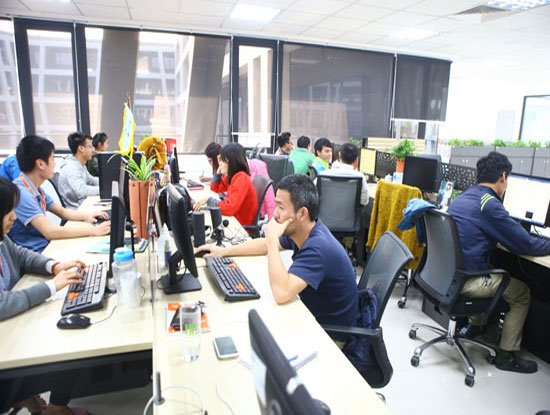 Đã đến lúc doanh nghiệp phần mềm Việt không chỉ tập trung làm outsource | Xuất khẩu phần mềm giúp đưa CNTT vươn khỏi 