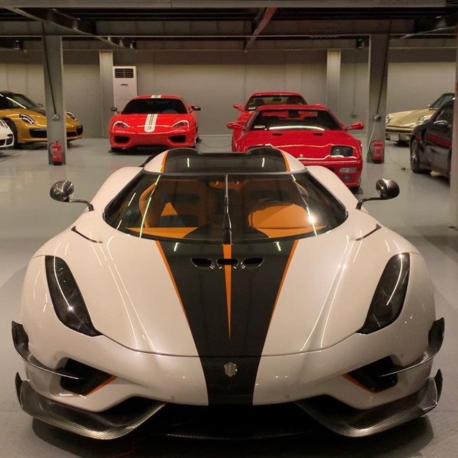 Hoàng tử Ả-rập khoe siêu phẩm Koenigsegg Regera bản 'bóng ma'