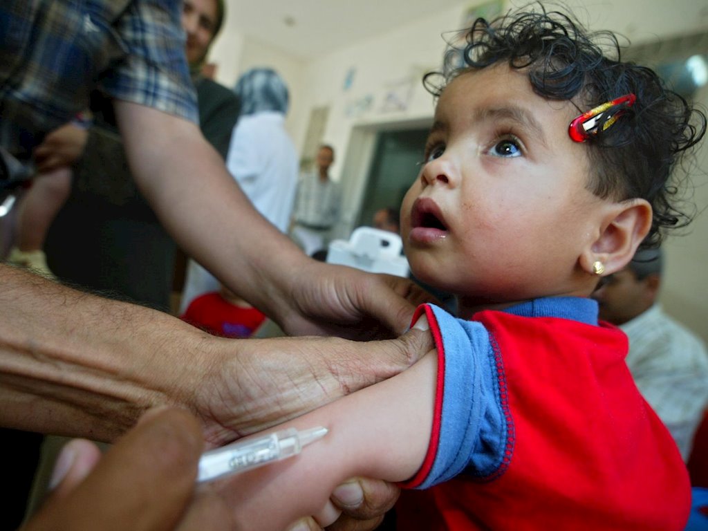 Nguy hiểm: Quảng cáo anti vaccine trên Facebook nhắm vào phụ nữ mang thai