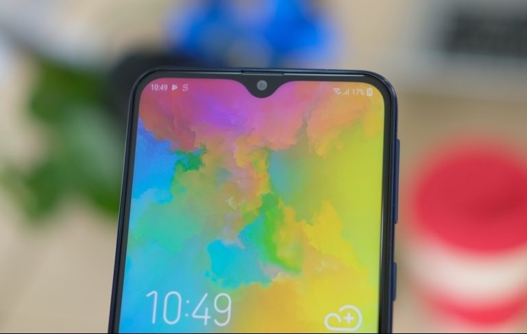 Hình ảnh và video chi tiết điện thoại màn hình giọt nước đầu tiên của Samsung tại Việt Nam