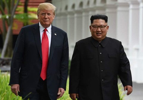 Ông Kim Jong Un và Donald Trump, ai rành công nghệ hơn?